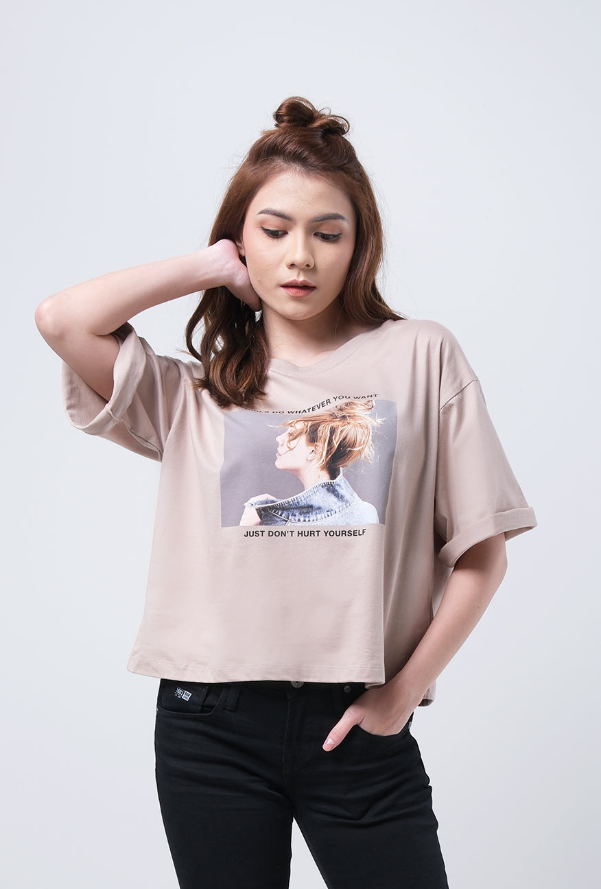 T-Shirt Crop Lengan Pendek Lilly Khaki