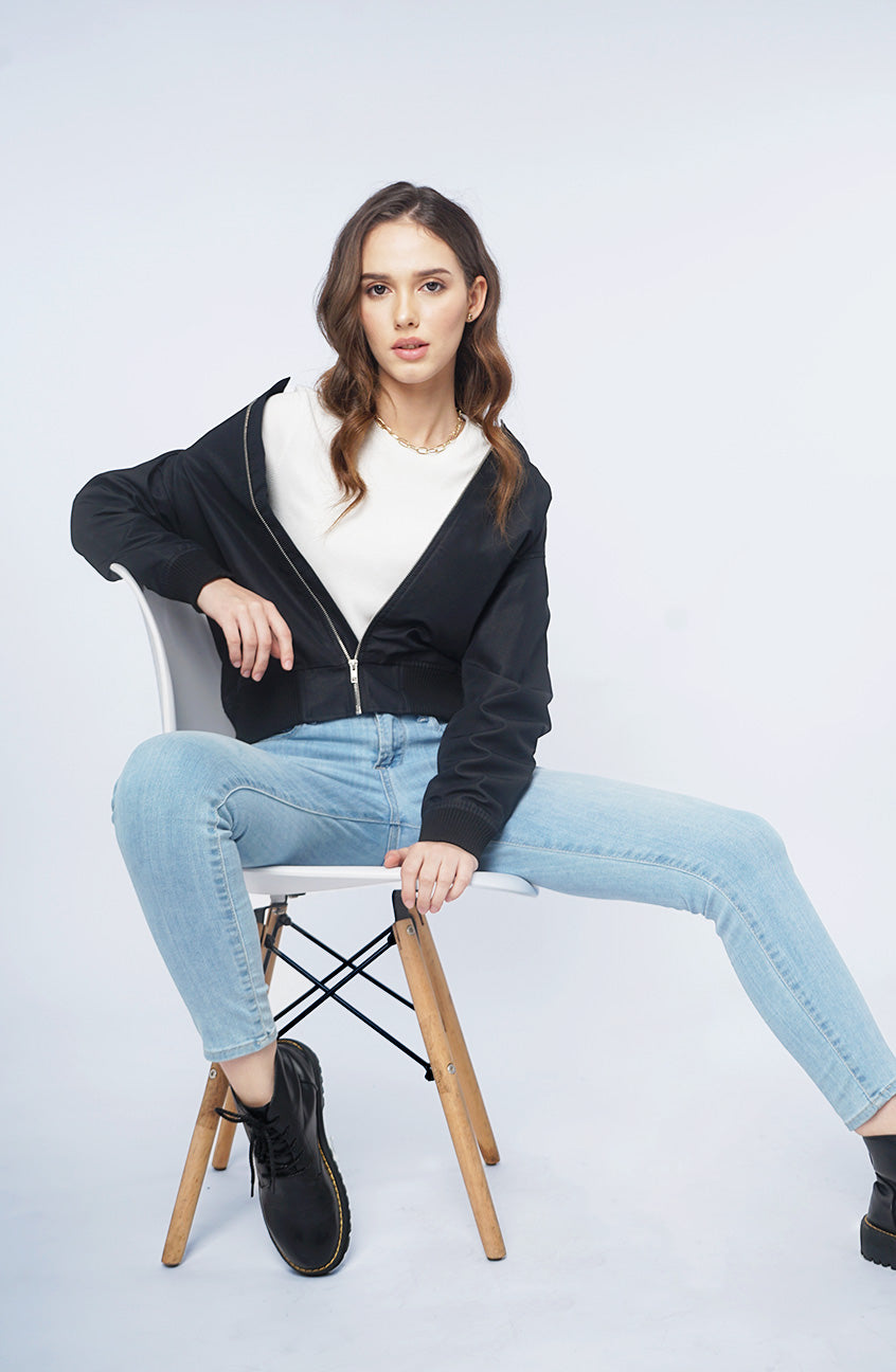 Jaket Bomber Alyssa Black