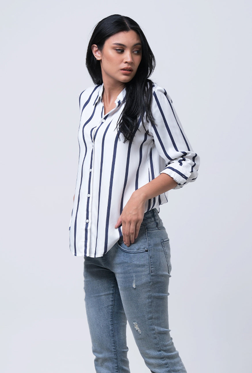 Kemeja Lengan Panjang Lana Offwhite Navy