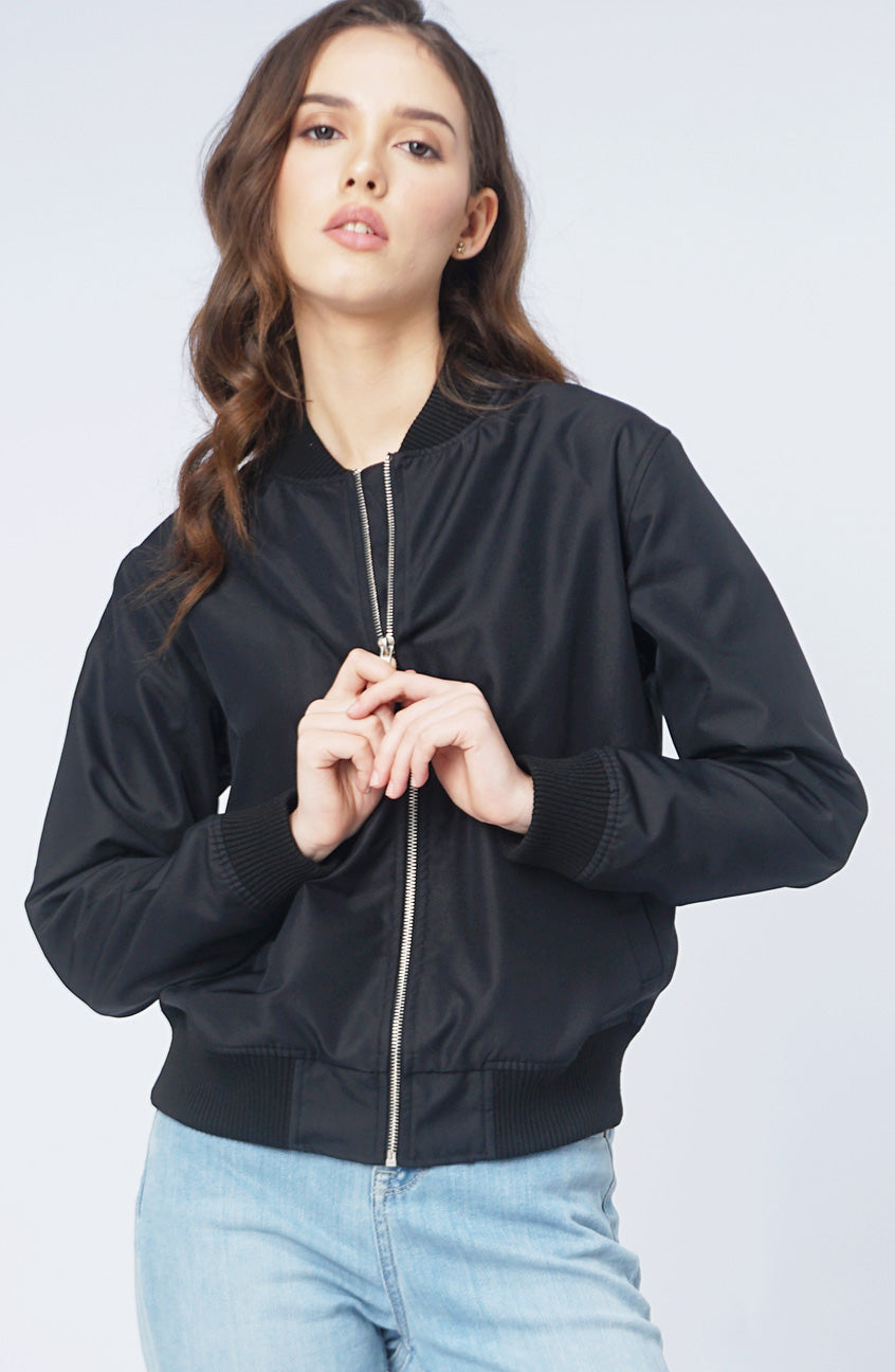 Jaket Bomber Alyssa Black
