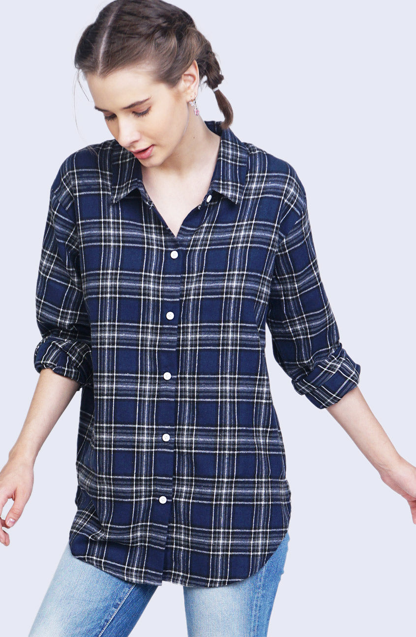 Kemeja Flanel Clemira Navy Black