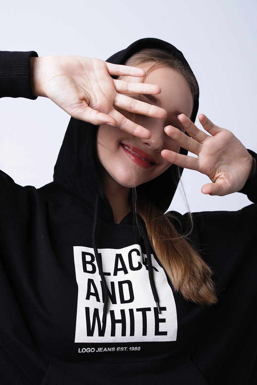 Sweater Hoodie  Isvara Black