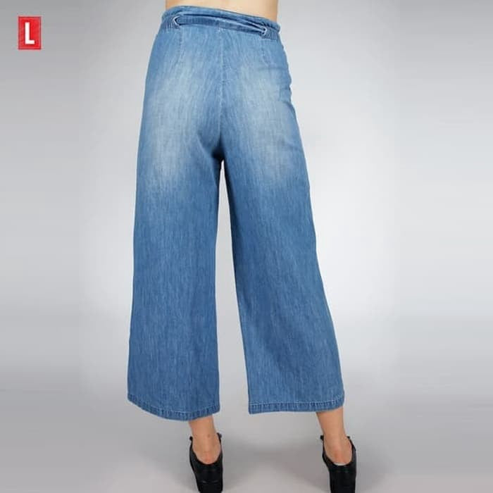 Celana Panjang Eowyn Light Blue