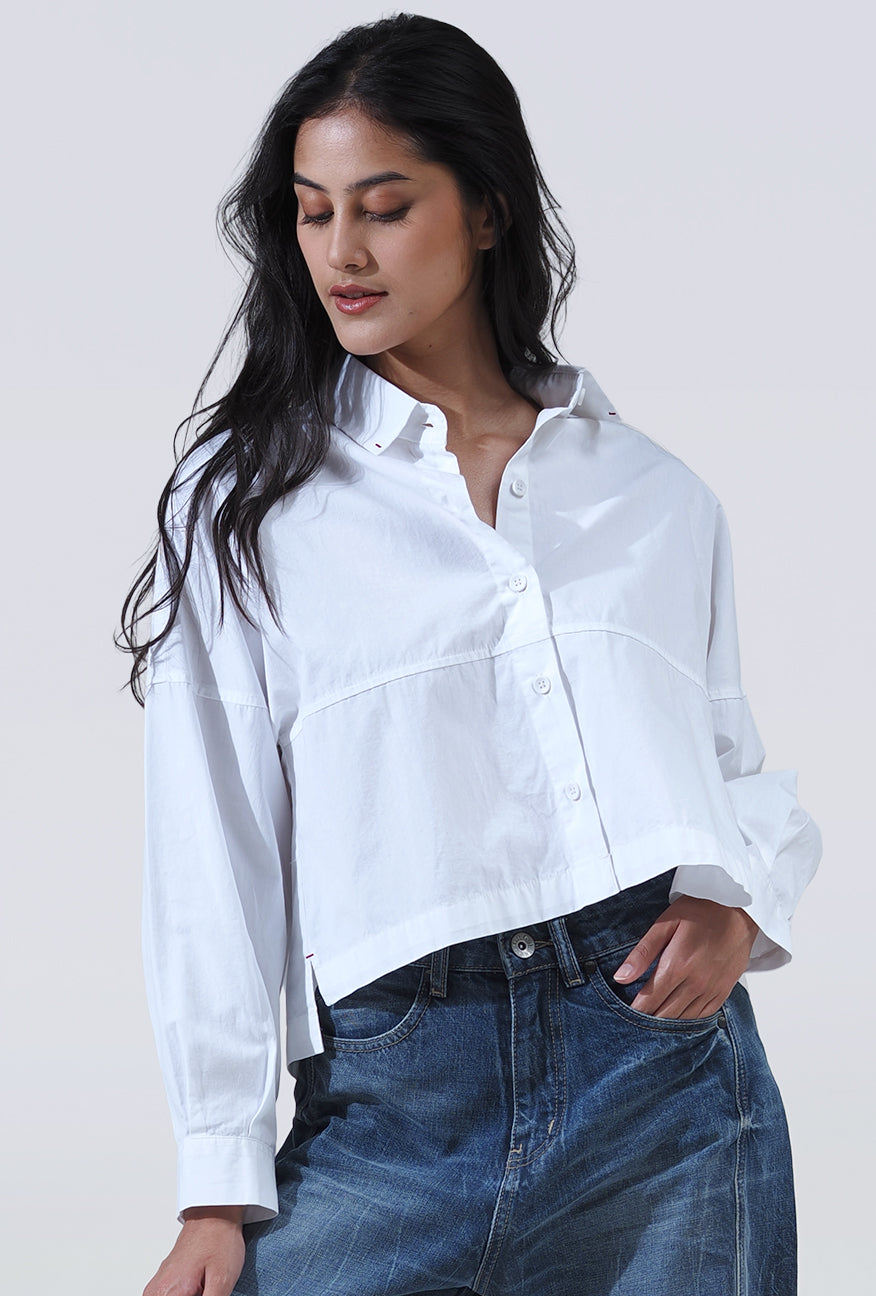 Kemeja Lengan Panjang Qara White Exclusive Online