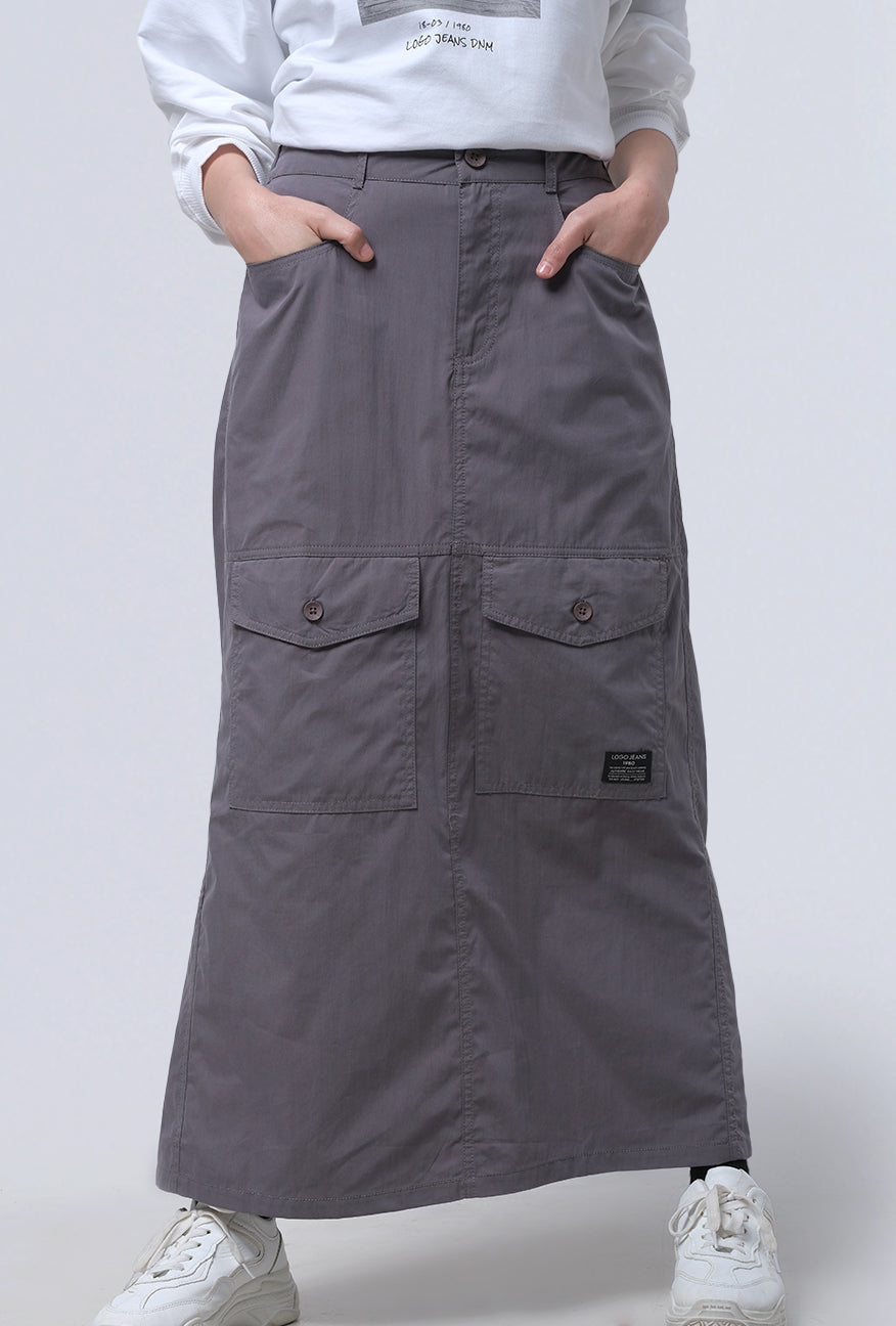 Rok Panjang Xavlera Grey