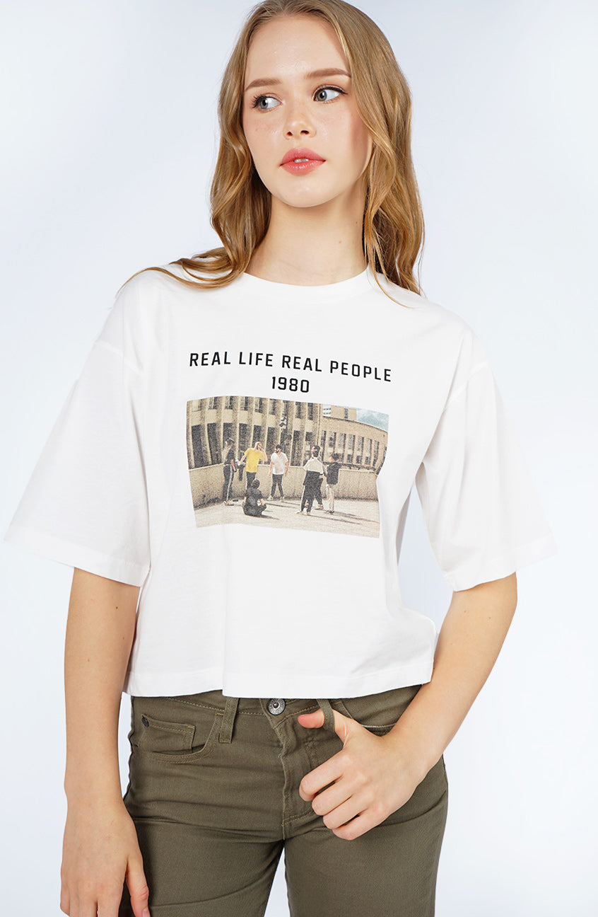 T-Shirt Crop Top Lengan Pendek Lavia  Offwhite
