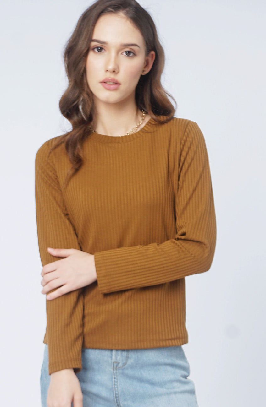 T-Shirt Lengan Panjang Abigail Light Brown