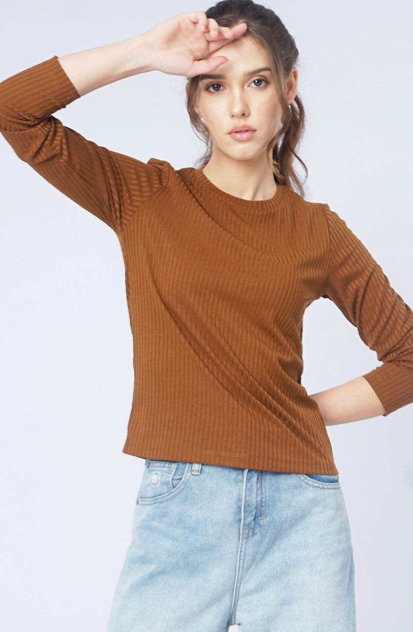 T-Shirt Lengan Panjang Abigail Brown