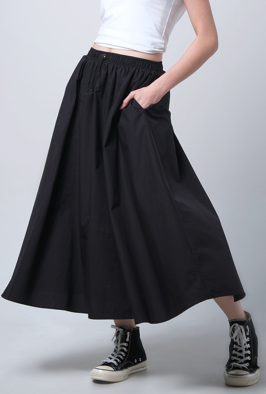 Rok Panjang Montha Black