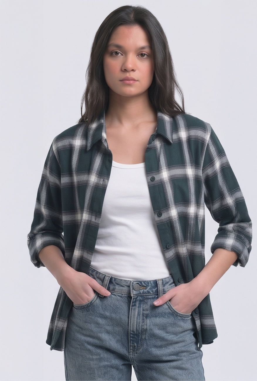 Kemeja Flanel Devi Green Offwhite