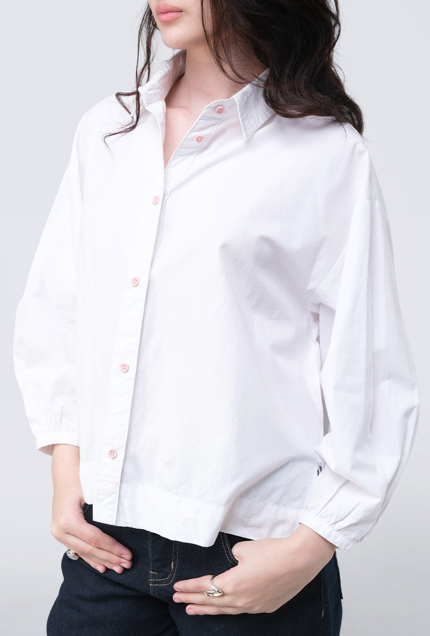 Kemeja Cloudy White