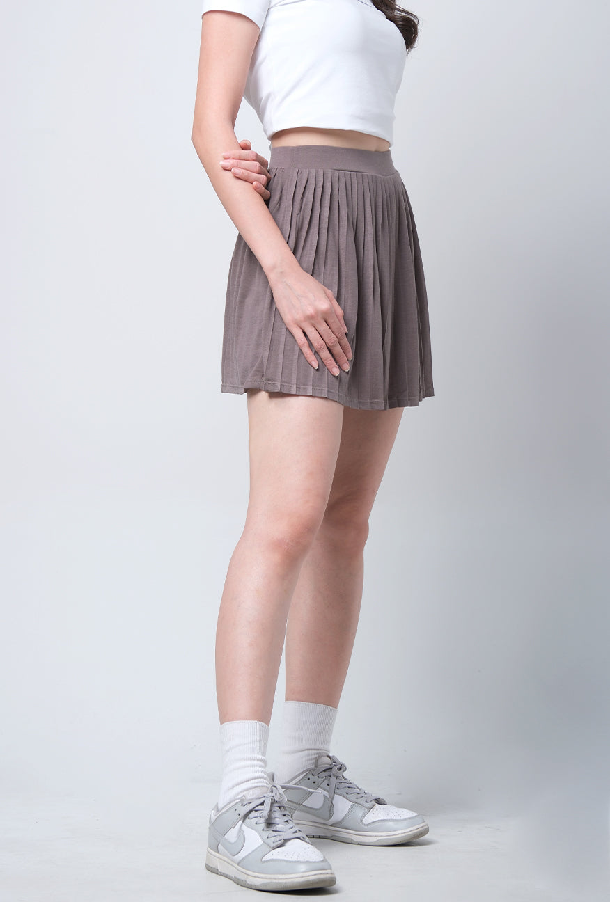 Rok Mini Logo Pleats Dark Brown