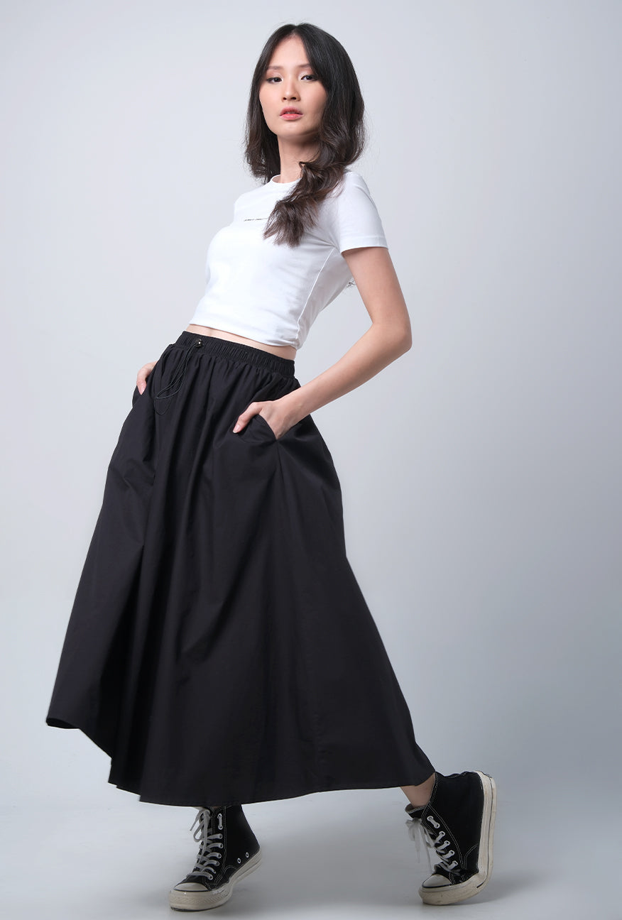 Rok Panjang Montha Black