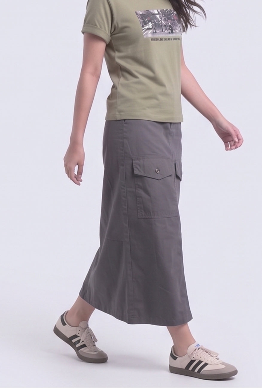 Rok Panjang Xavlera Grey