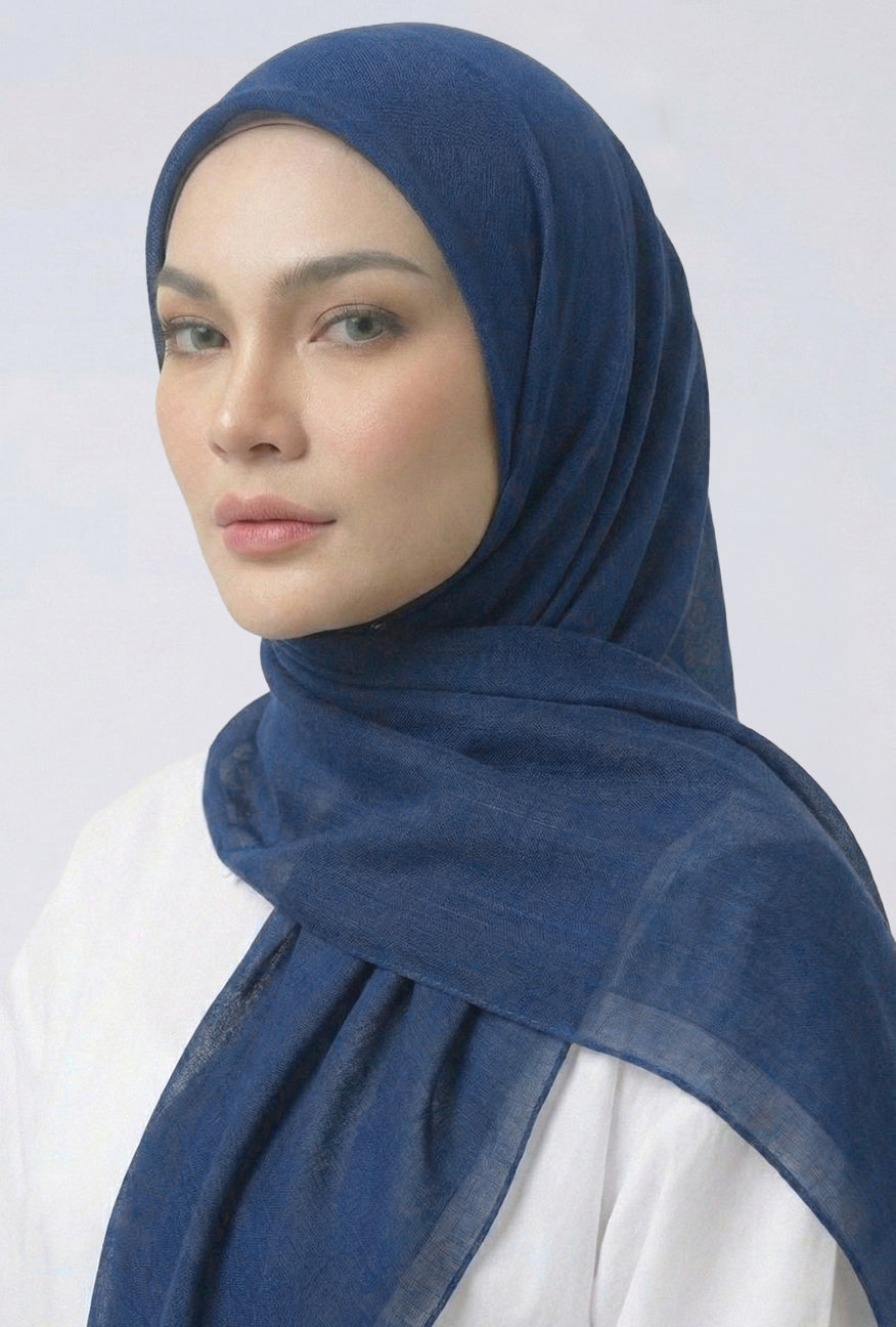 Hijab Bahan Voal Blue