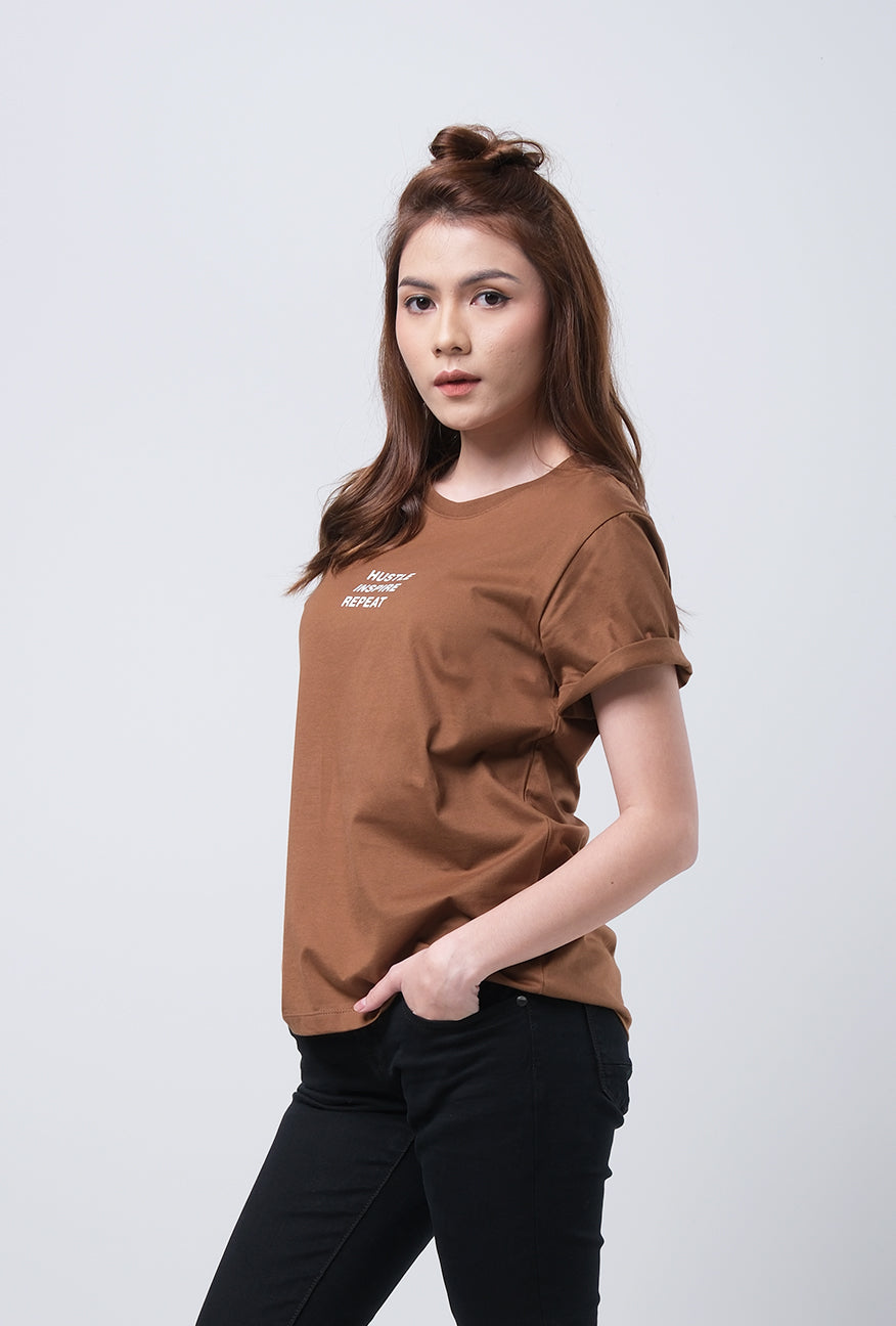T-Shirt Basic Lengan Pendek Adity Brown