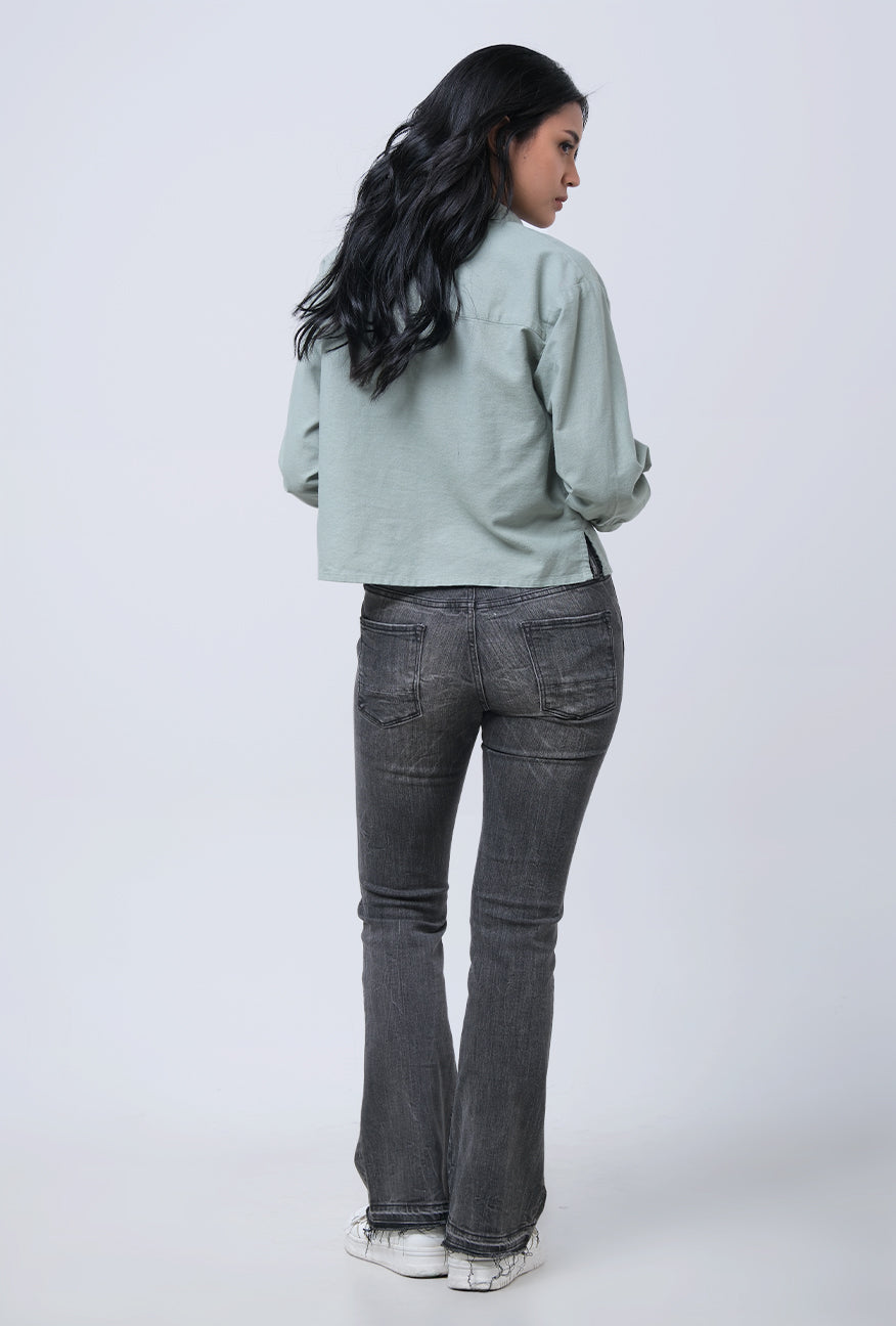 Kemeja Lengan Panjang Zeea Sage Shirt Exclusive Online
