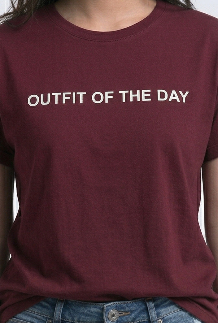 T-Shirt Lengan Pendek Fill It Maroon