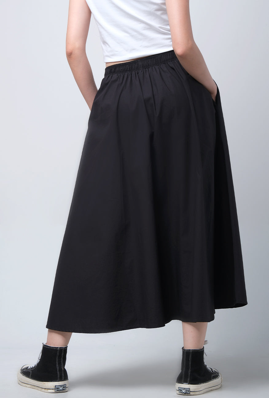 Rok Panjang Montha Black