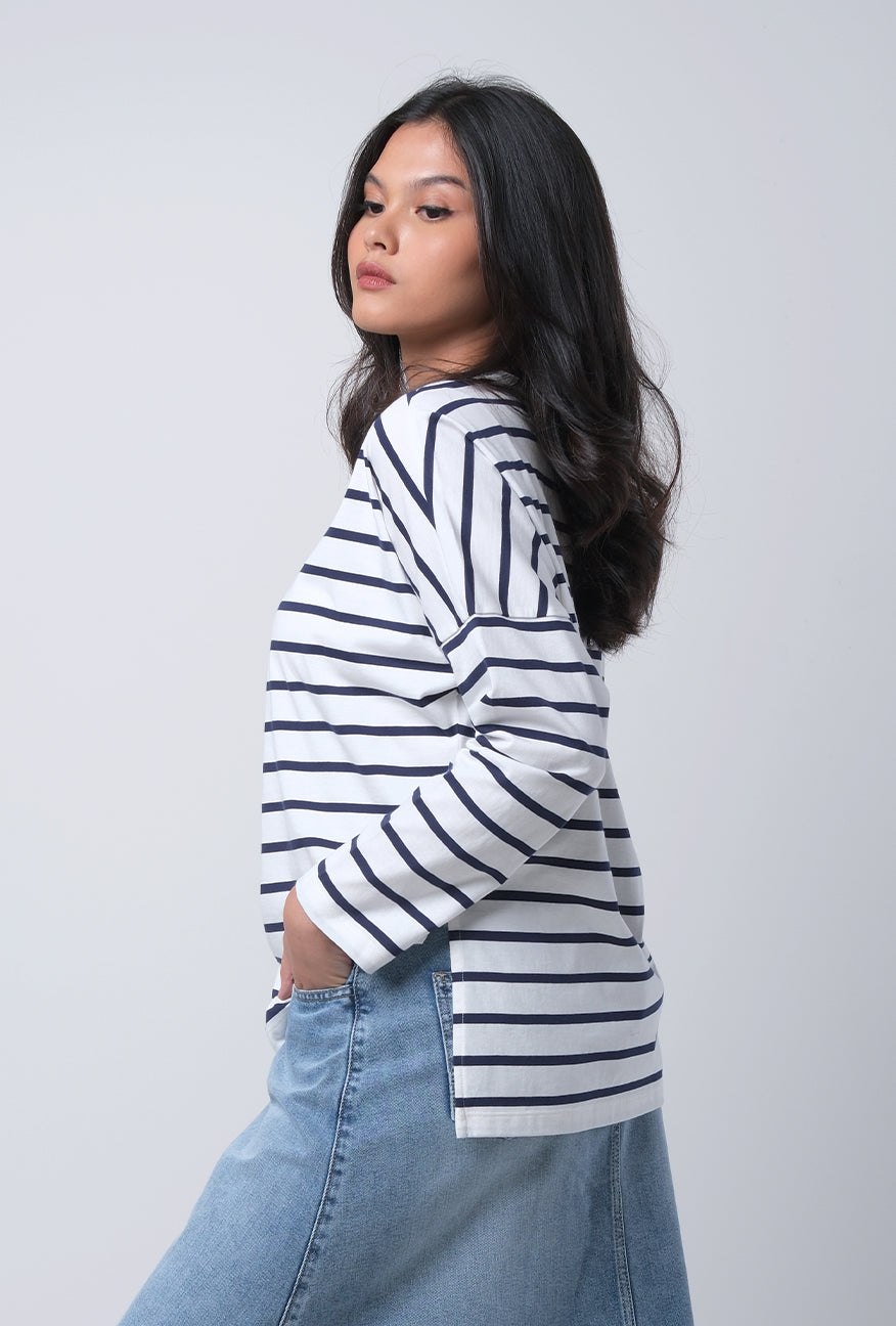 T-Shirt Lengan Panjang Zeela Offwhite Navy Stripe