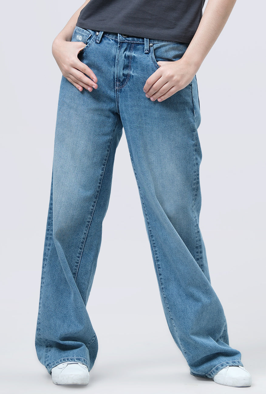 Jeans Loose Fit J7 Series Light Blue