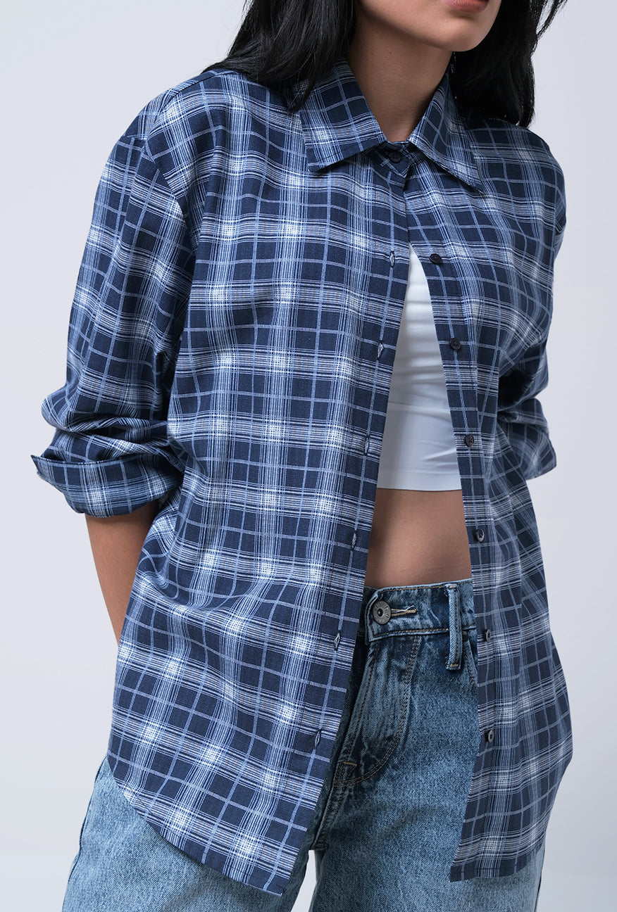 Kemeja Lengan Panjang Lycia Navy White
