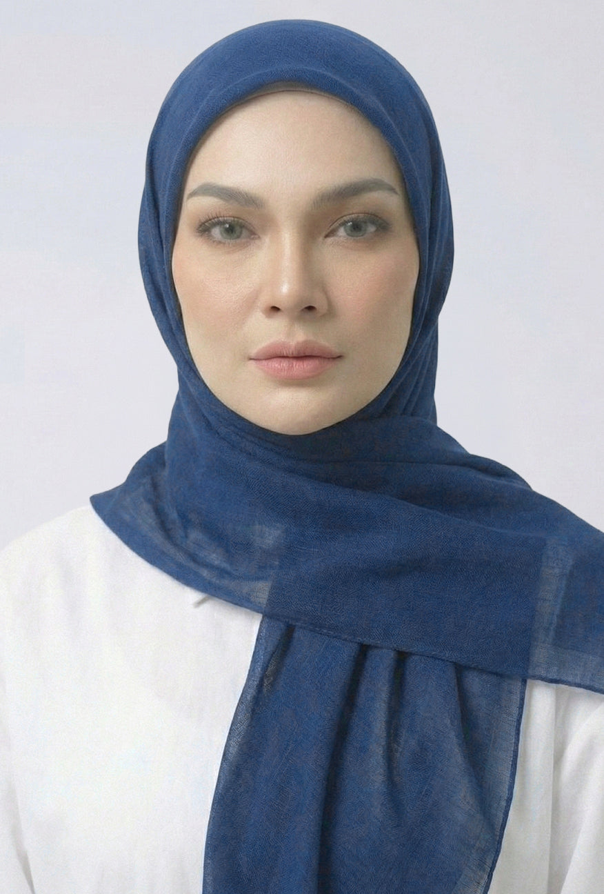 Hijab Bahan Voal Blue