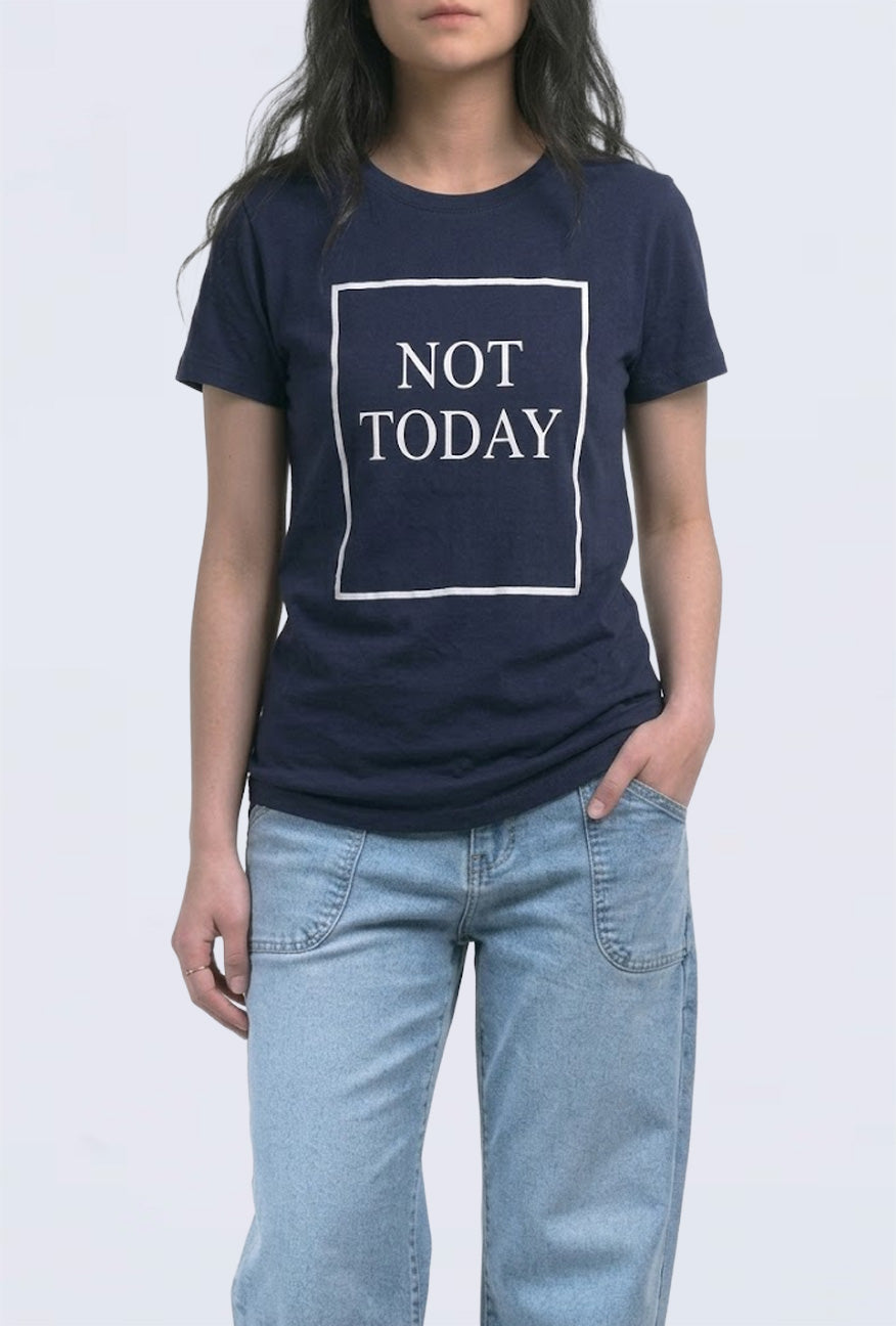 T-Shirt Lengan Pendek Chic Navy