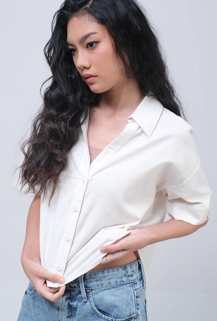 Kemeja Lengan Pendek Berinda Offwhite Exclusive Online