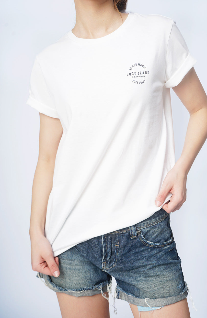 T-Shirt Lengan Pendek Amara White