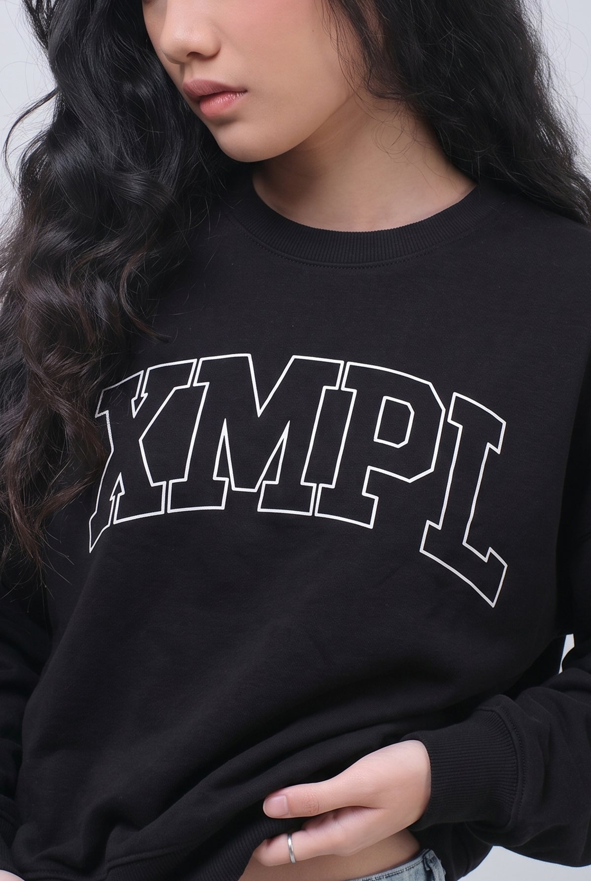 Sweater Khalesi Black