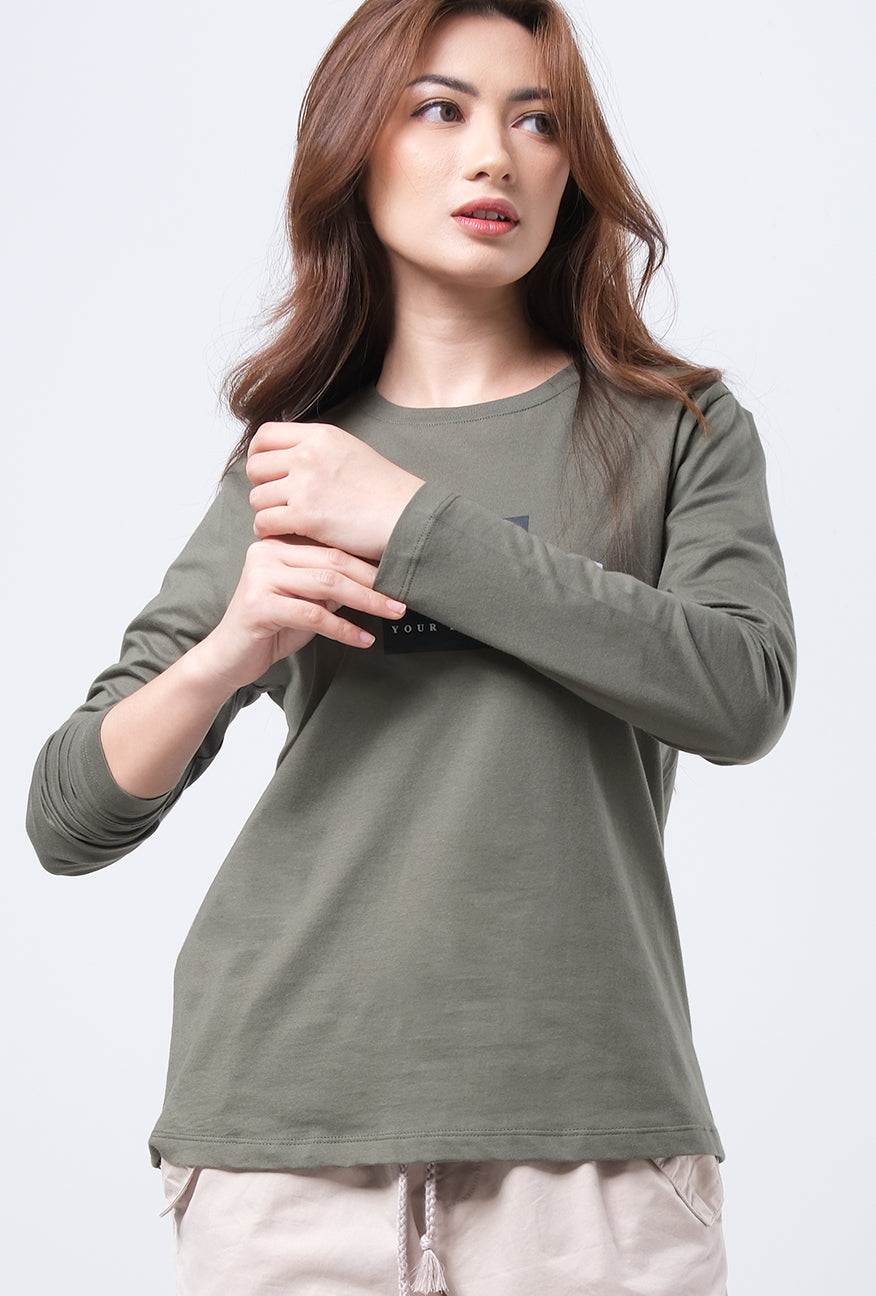 T-Shirt Lengan Panjang Daphne Olive