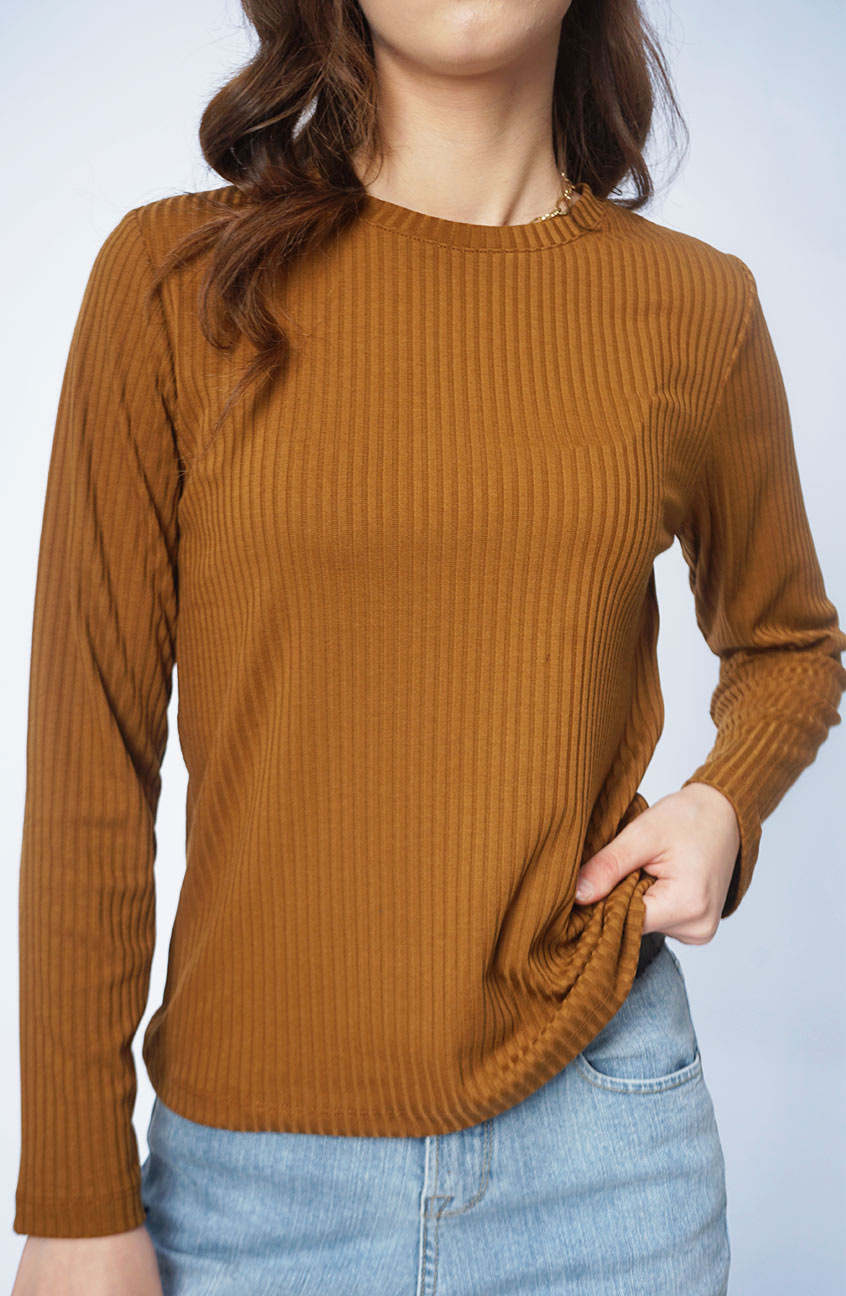 T-Shirt Lengan Panjang Abigail Light Brown