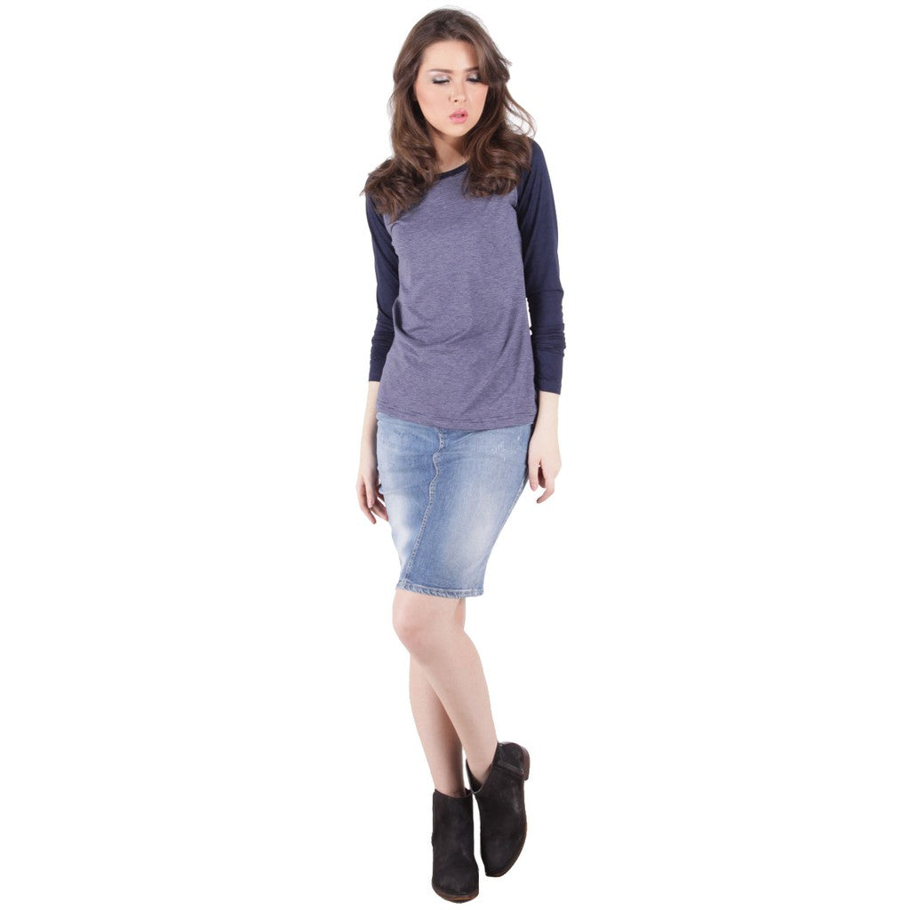 T-Shirt Lengan Panjang Raglan Basic Navy Blue