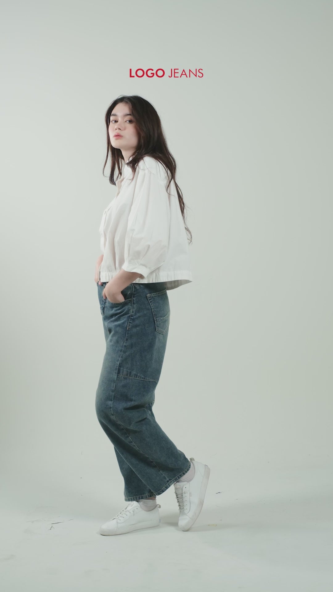 Kemeja Gemma White Exclusive Online