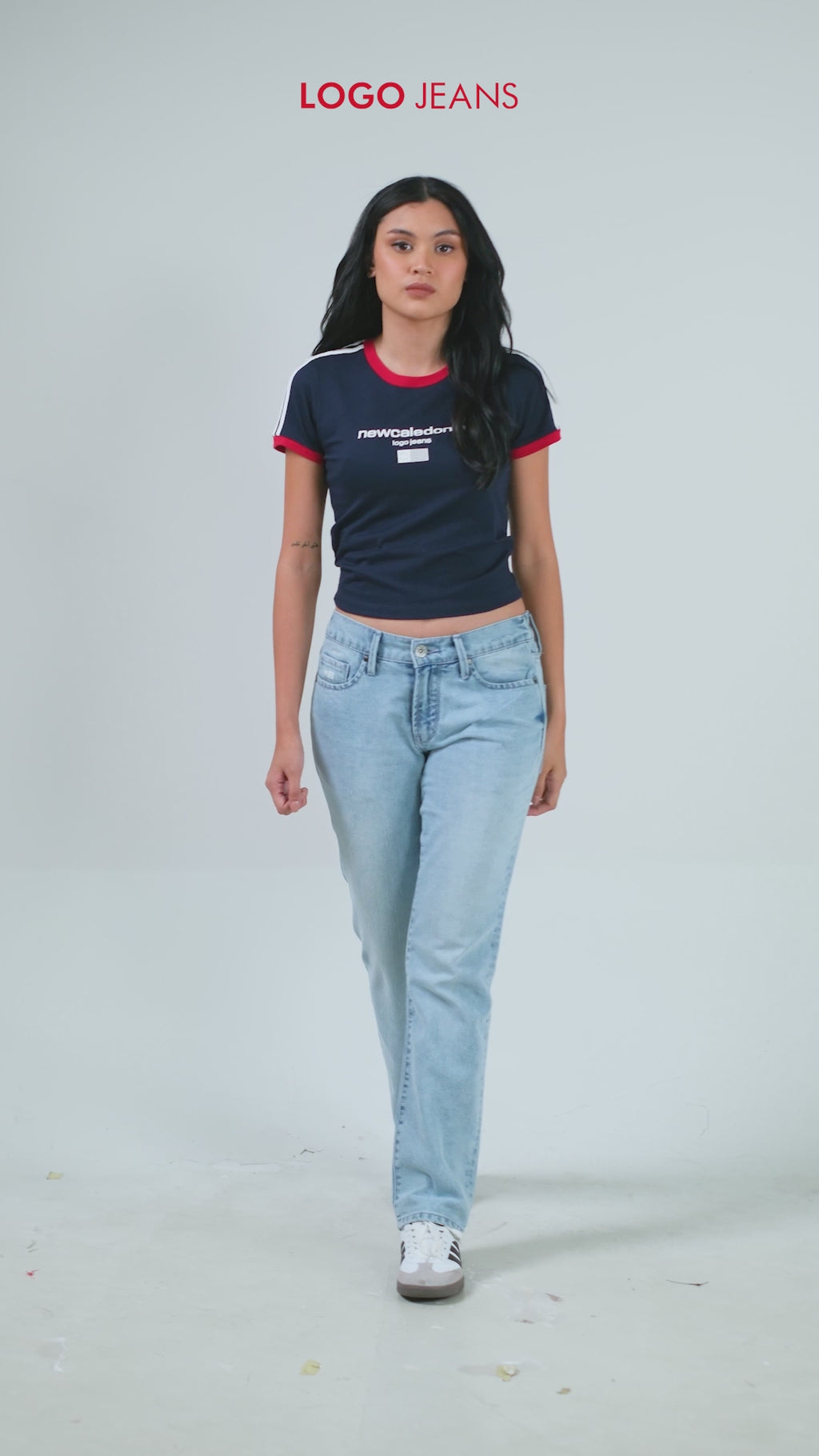 Baby Tee Veja Navy