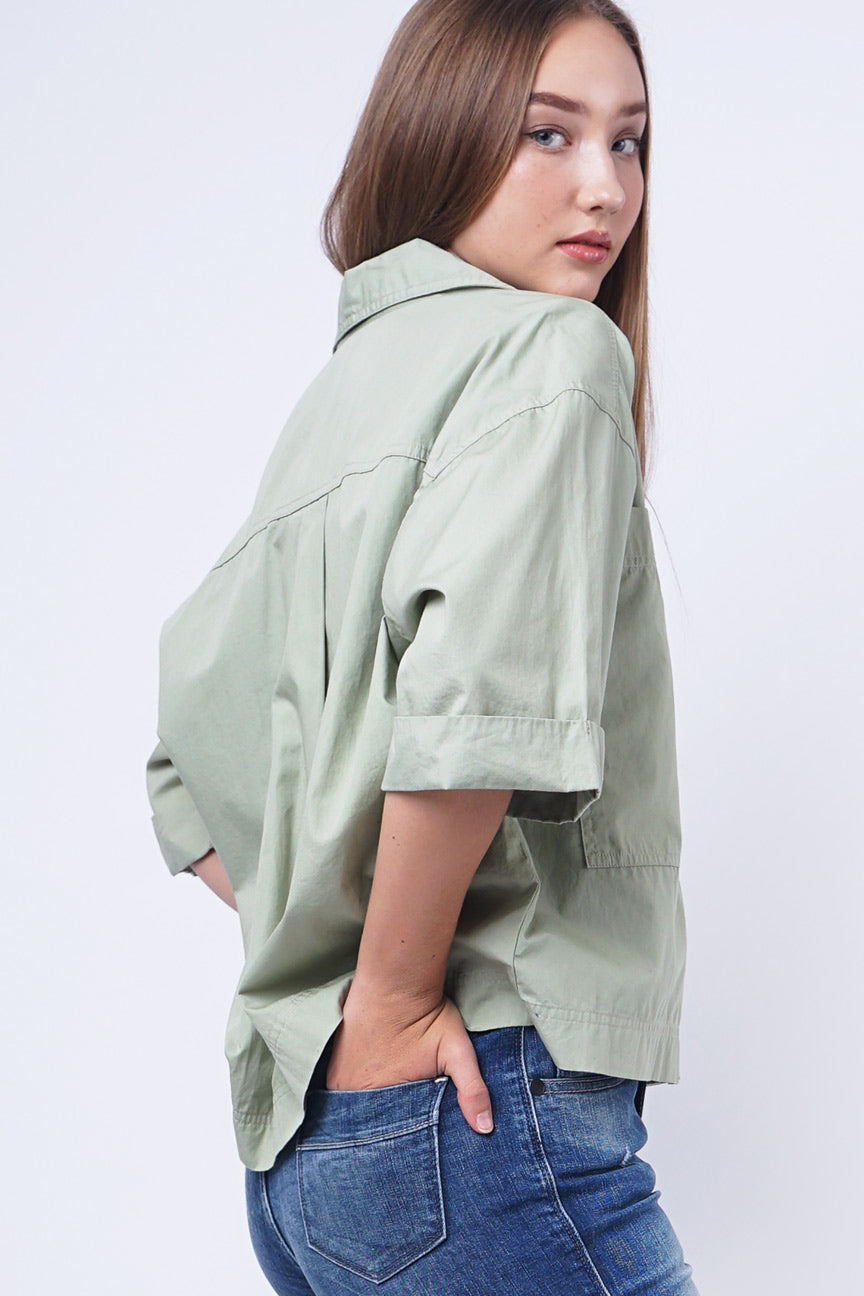 Kemeja Lengan Pendek Riana Light Green