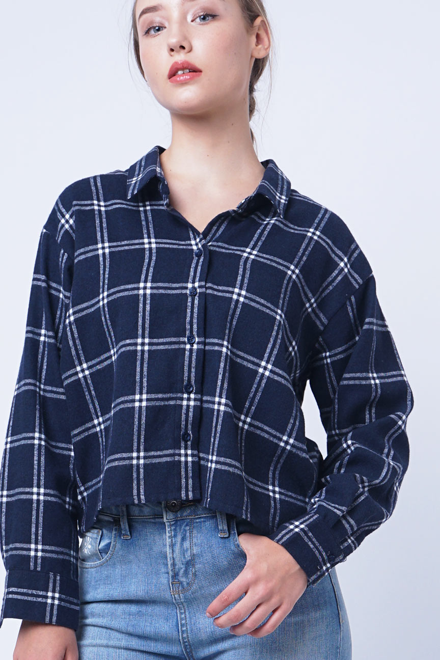 Kemeja Flanel Lilia Navy White