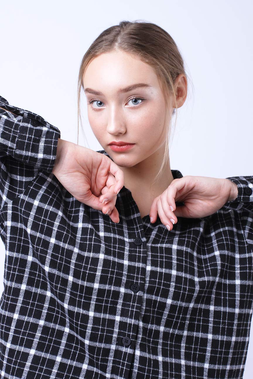 Kemeja Flanel Hamira Black Offwhite
