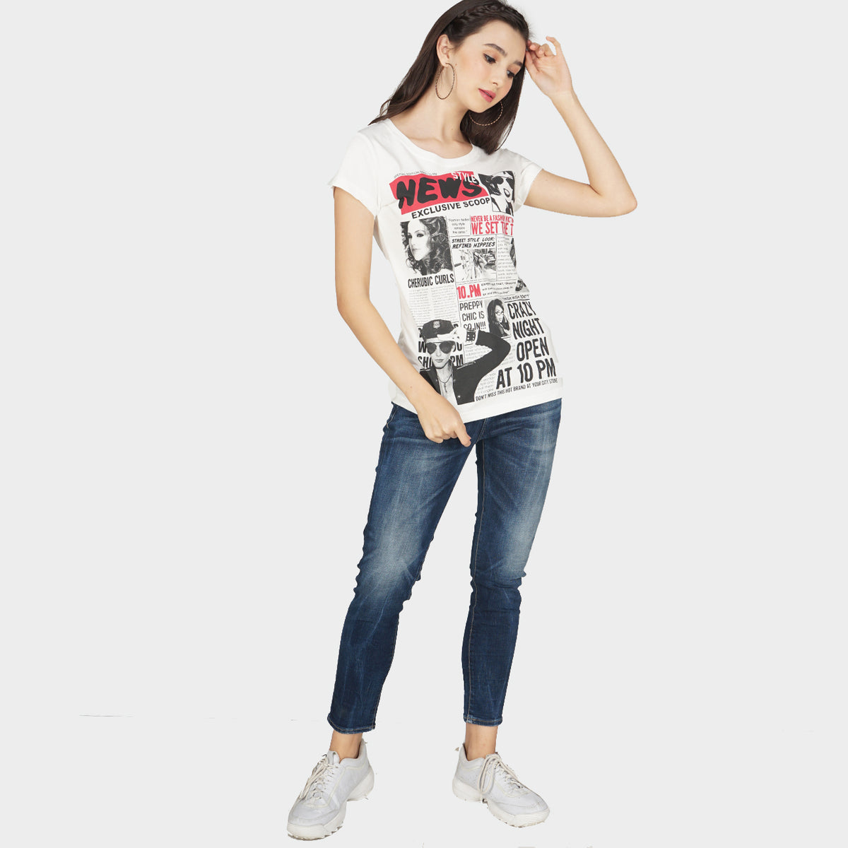 T-Shirt Lengan Pendek T- News Style Col. Offwhite