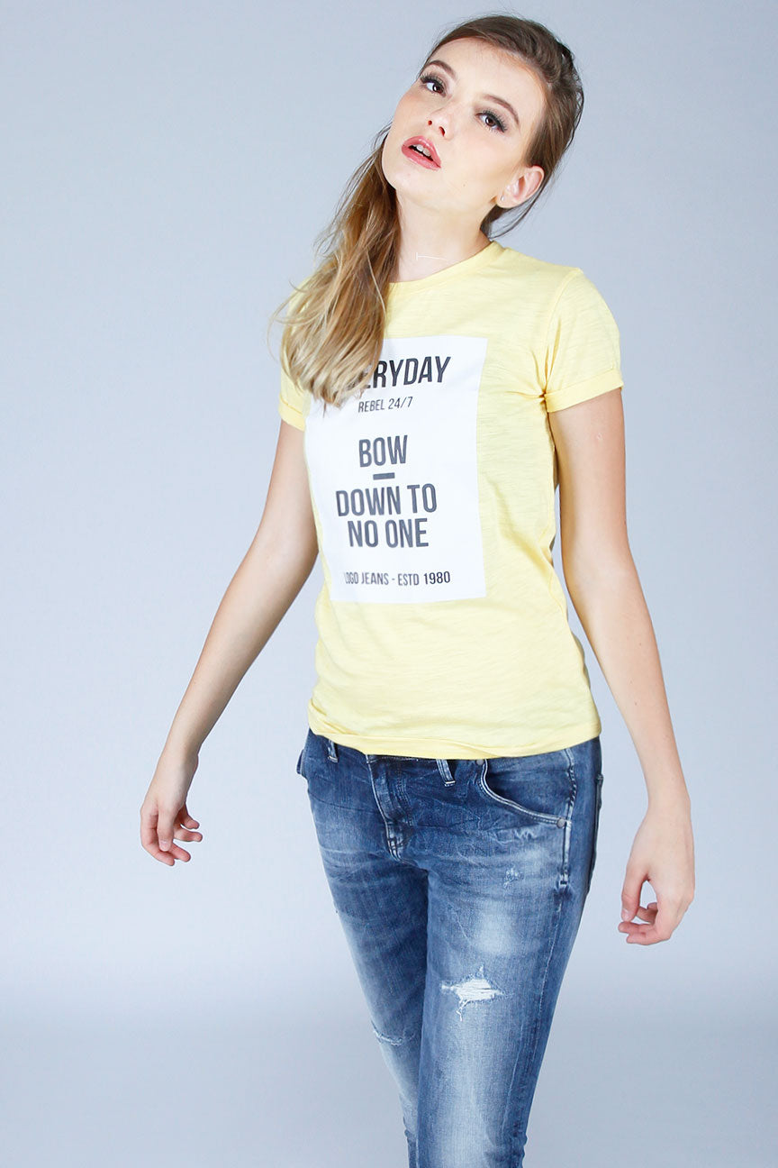 T-Shirt Lengan Pendek Sunbright Yellow