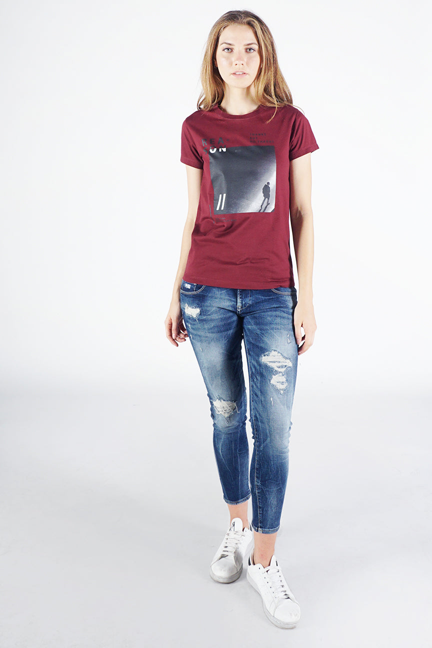 T-Shirt Lengan Pendek Reason Red Maroon