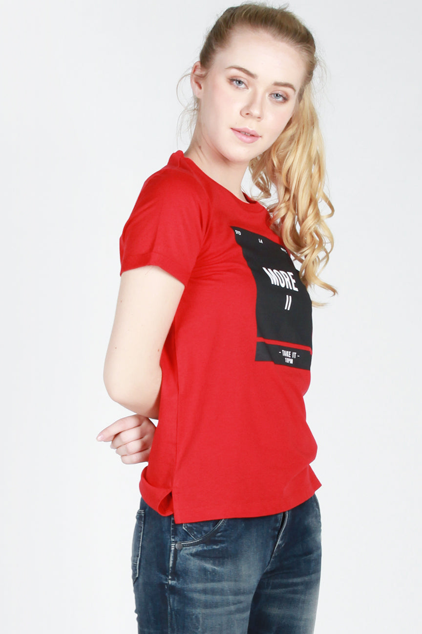 T-Shirt Lengan Pendek More Red