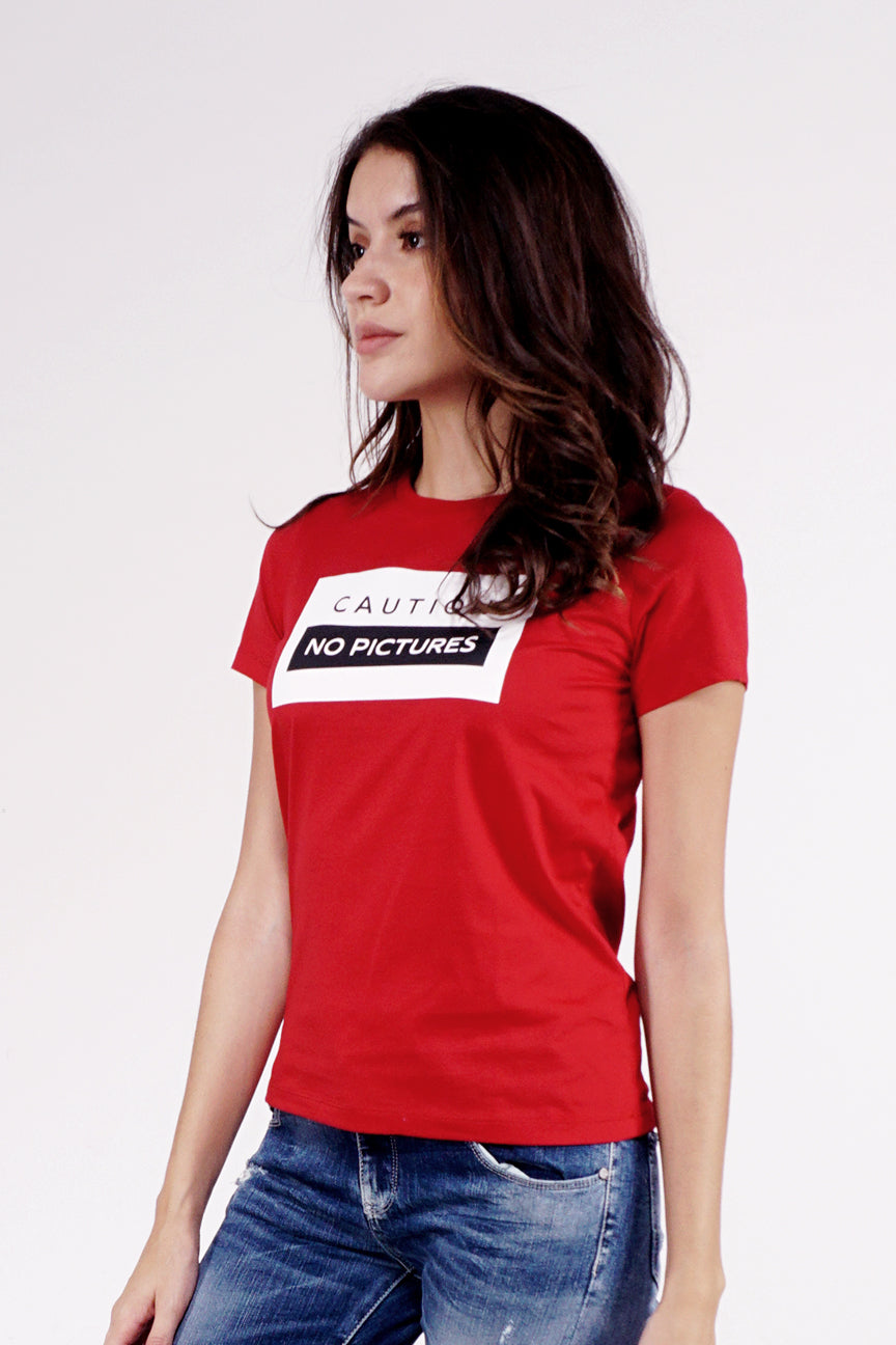 T-Shirt Lengan Pendek No Pic Red