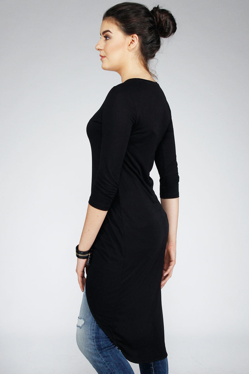 T-Shirt Lengan Panjang Wisteria Black